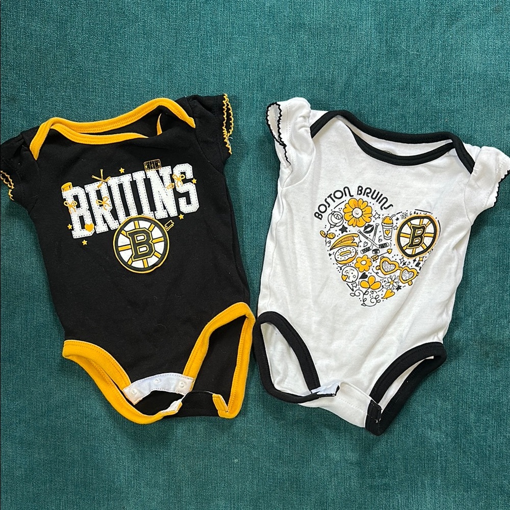 Boston Bruins Baby Onesies Set